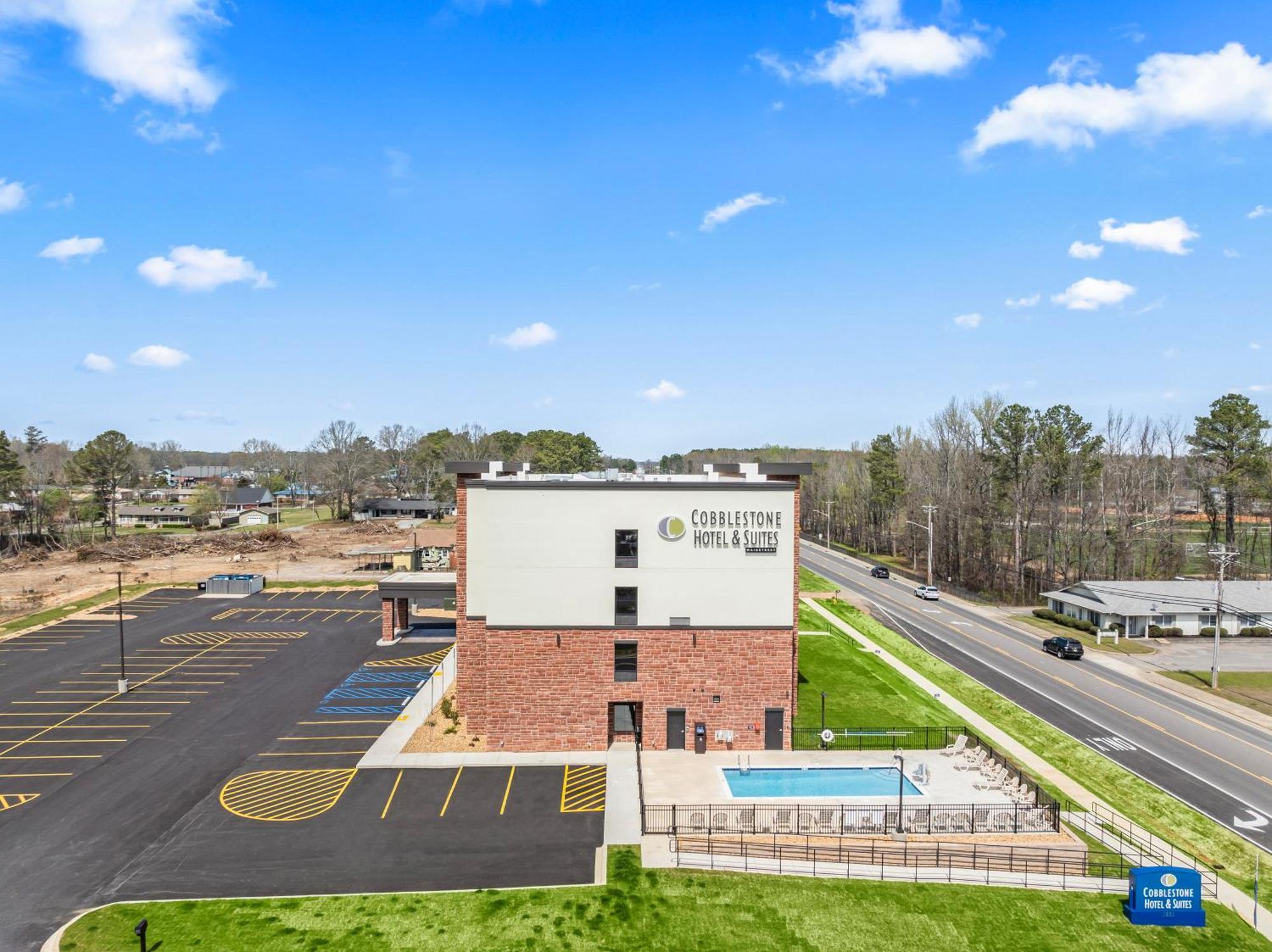 Cobblestone Hotel & Suites - Cullman Exterior foto